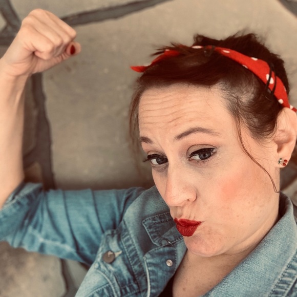 Meet your Posher, Tamara - Picture 3 of 3